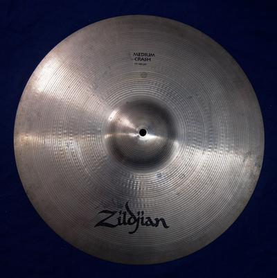 19" Crash Cymbal, Avedis, Medium