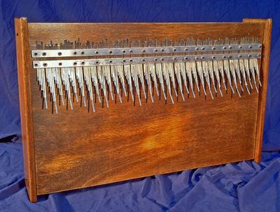 Mbira, Giant