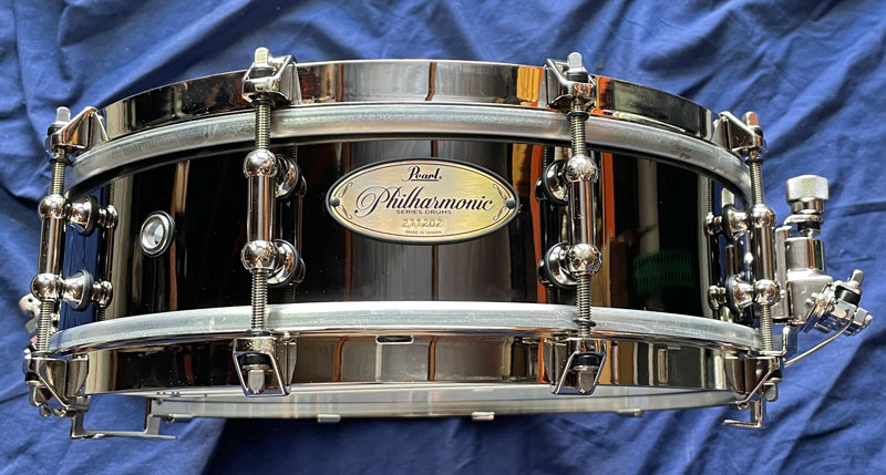 https://www.lapercussionrentals.com/system/product/image/1656/snare_pearl_philharmonic_brass_14x4.jpg